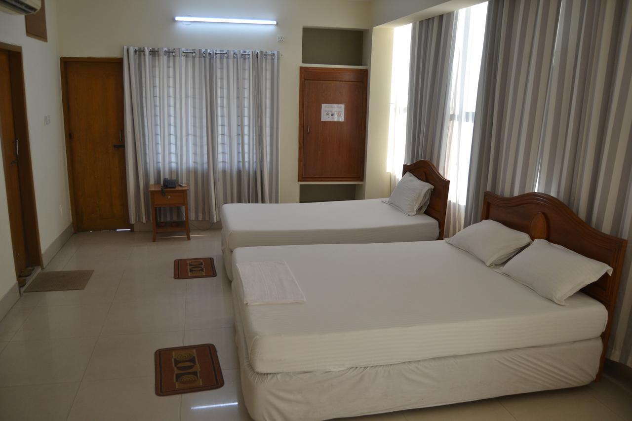 Hotel Marine Plaza Cox's Bazar Buitenkant foto